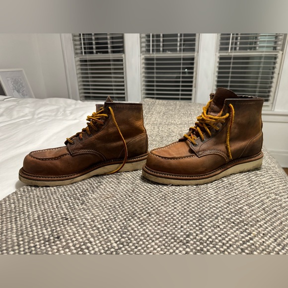 Redwing 6 inch moc. Worn twice.size 9.5 - Picture 2 of 7